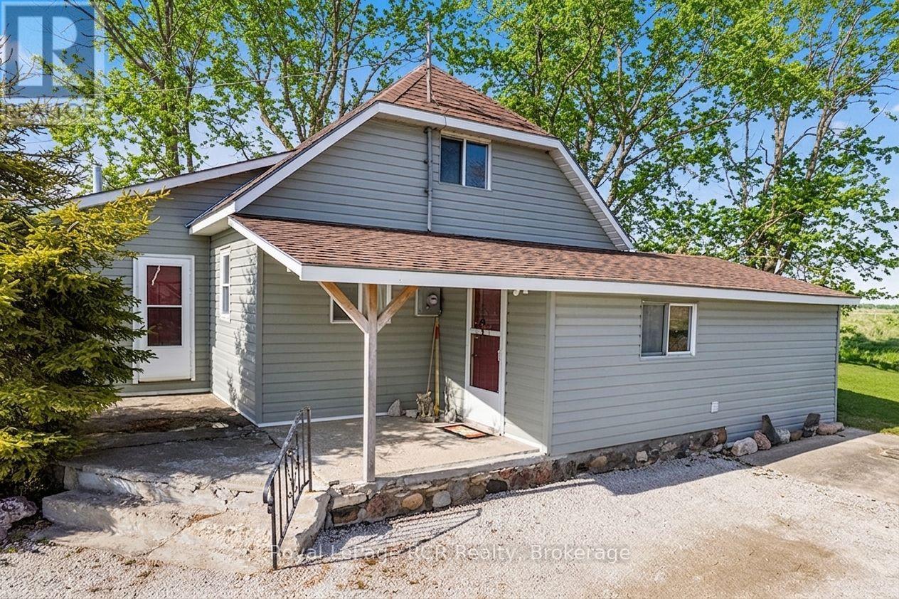2882 6 Highway Property Photo 2