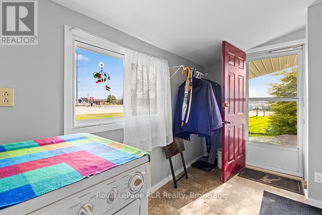2882 6 Highway Property Photo 7