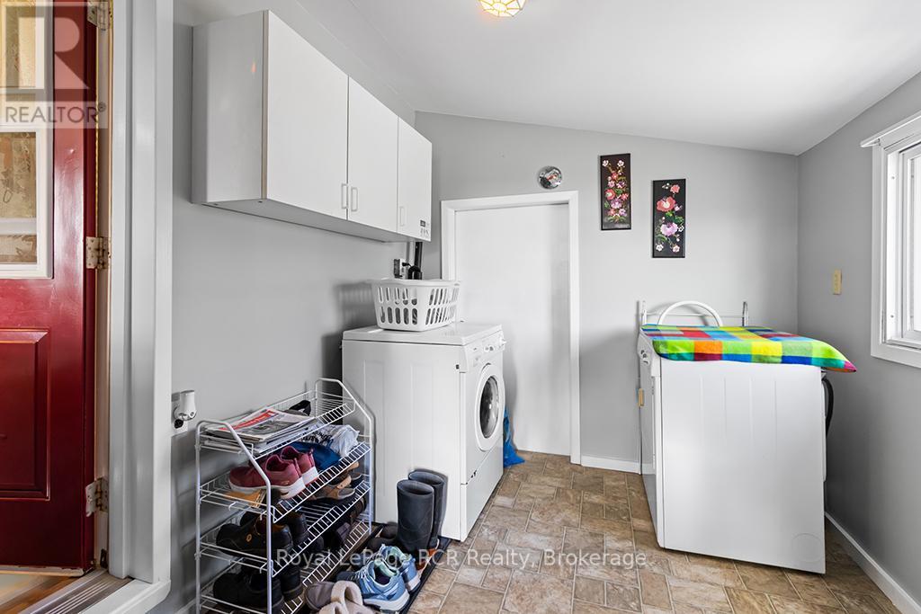 2882 6 Highway Property Photo 8