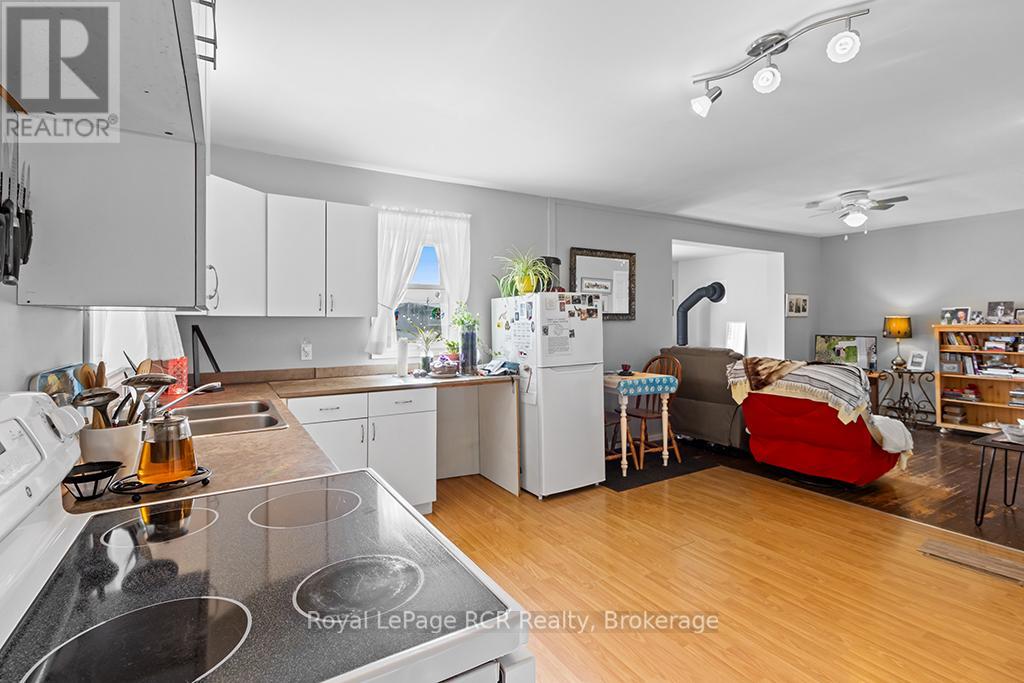 2882 6 Highway Property Photo 9