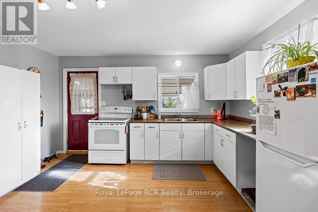 2882 6 Highway Property Photo 11