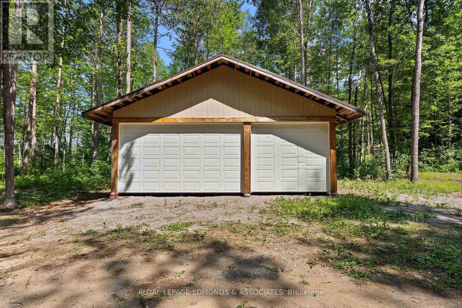 290 Hennessy Trail Property Photo 10