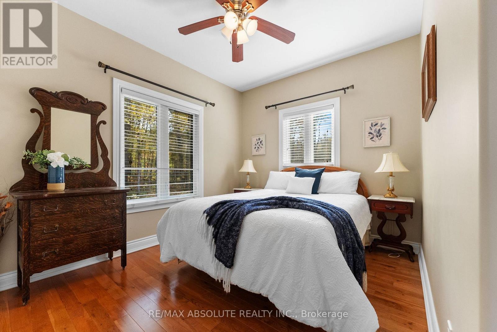 1096 Snye Road Property Photo 12