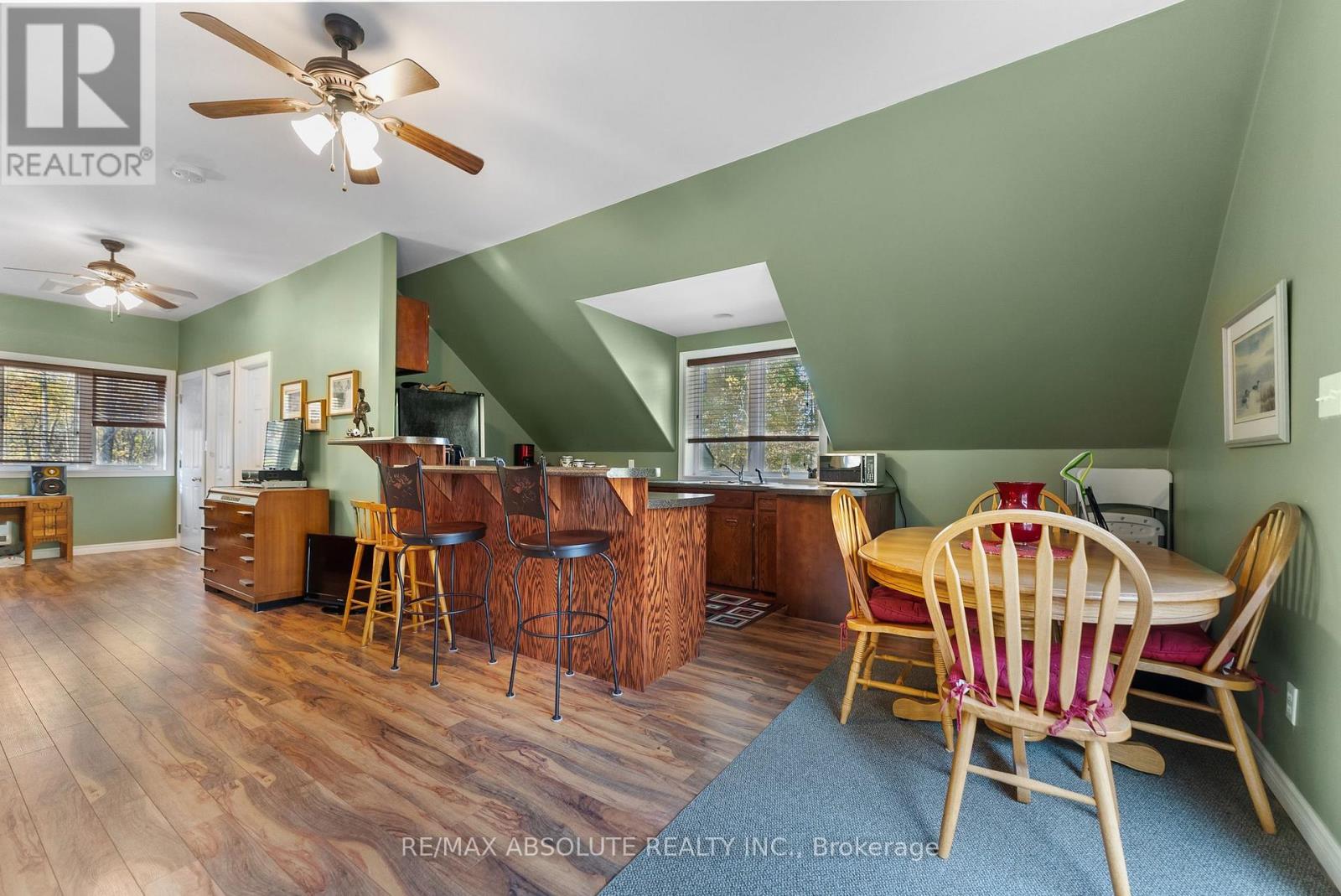1096 Snye Road Property Photo 22