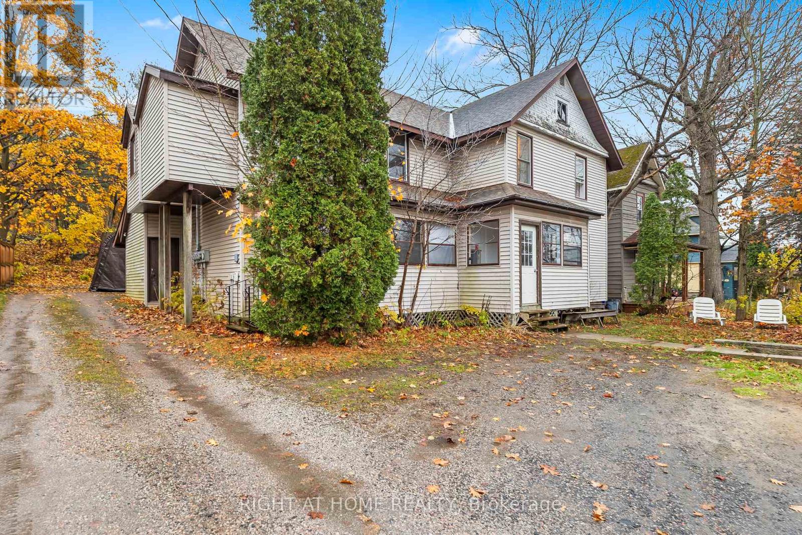 105 Gibson Street Property Photo 2