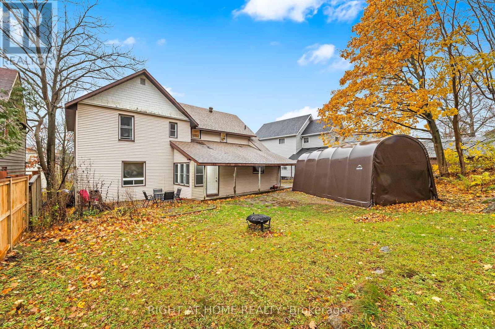 105 Gibson Street Property Photo 3