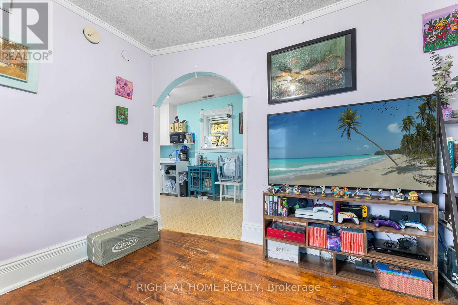 105 Gibson Street Property Photo 24