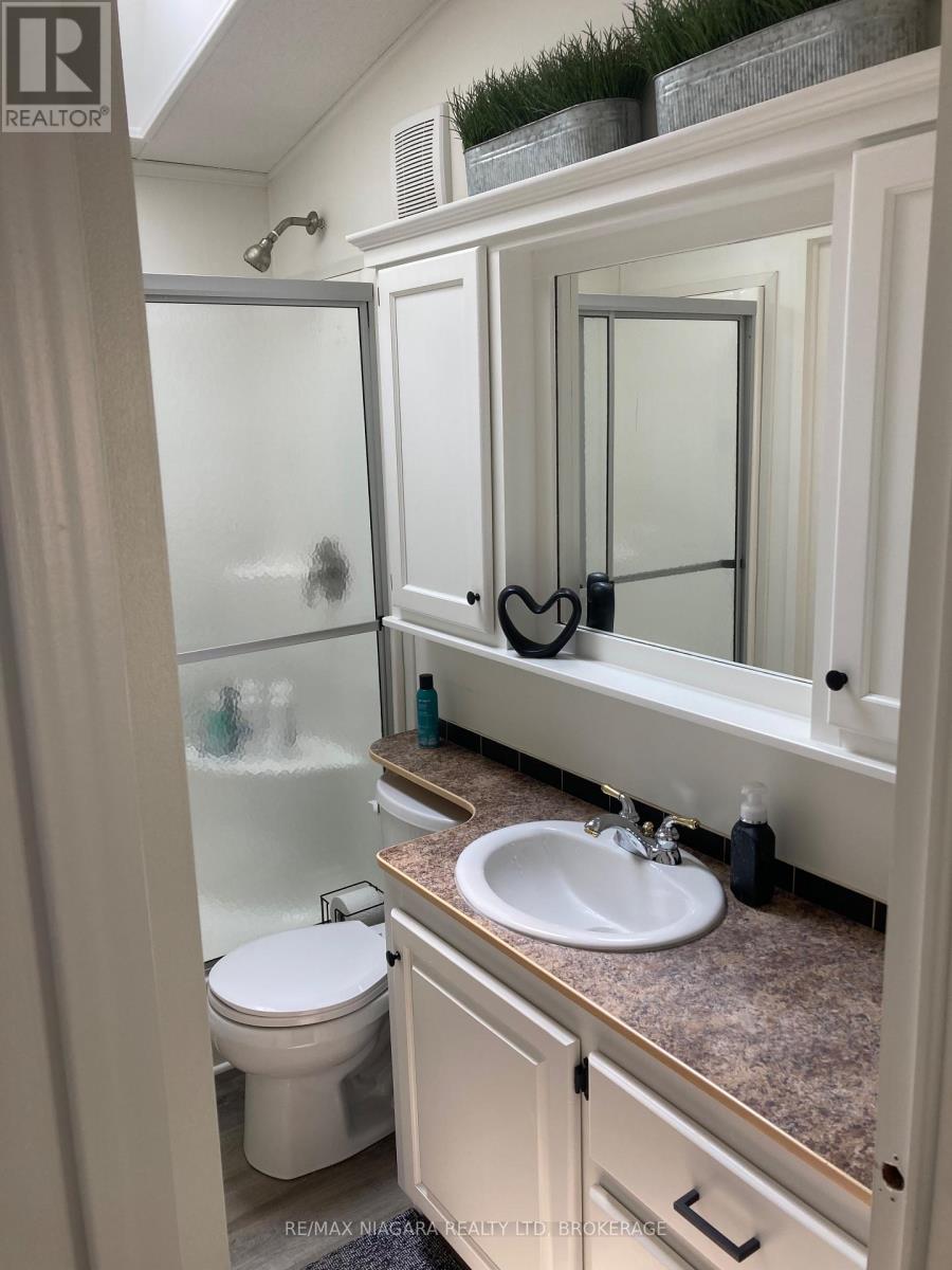 83 Wyldewood Property Photo 13