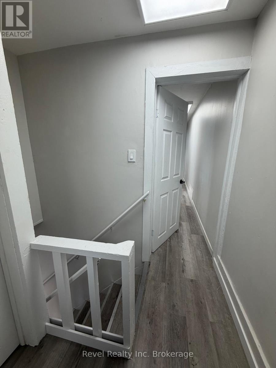 323 Algonquin Avenue Property Photo 5