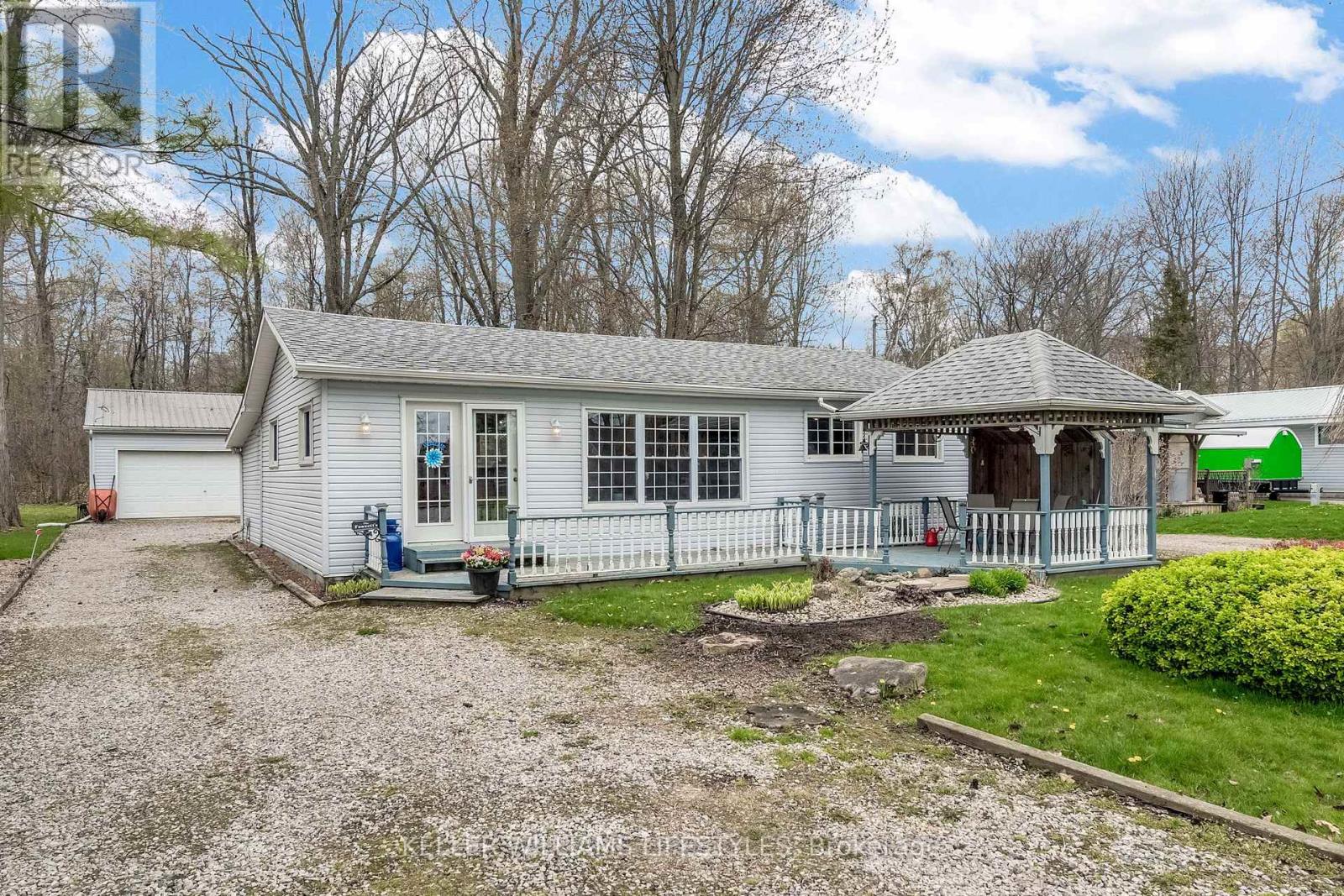 9900 LAKE ROAD