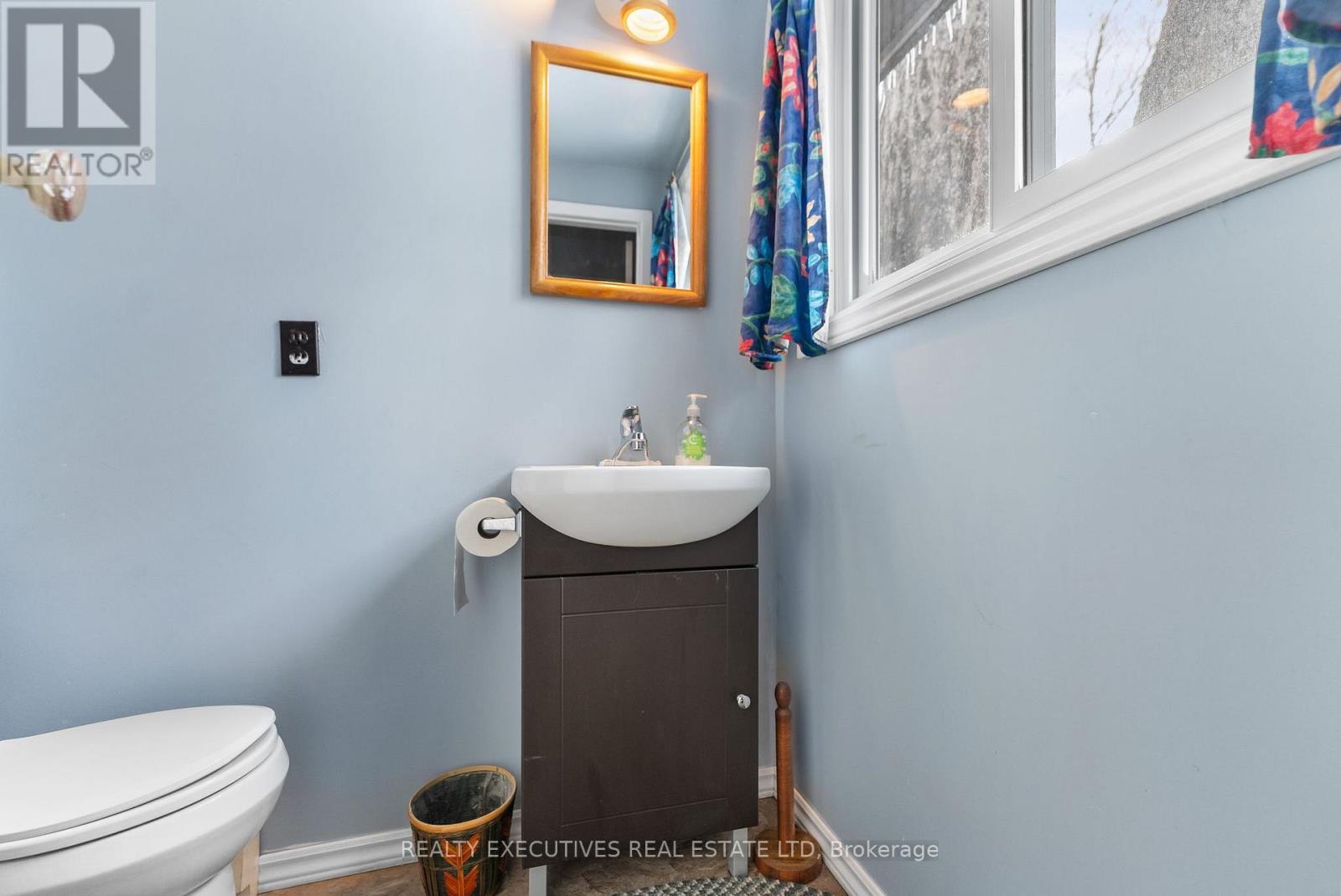 210 Birch Bay Lane Property Photo 15