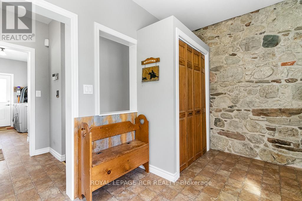 6122 Ninth Line Property Photo 26