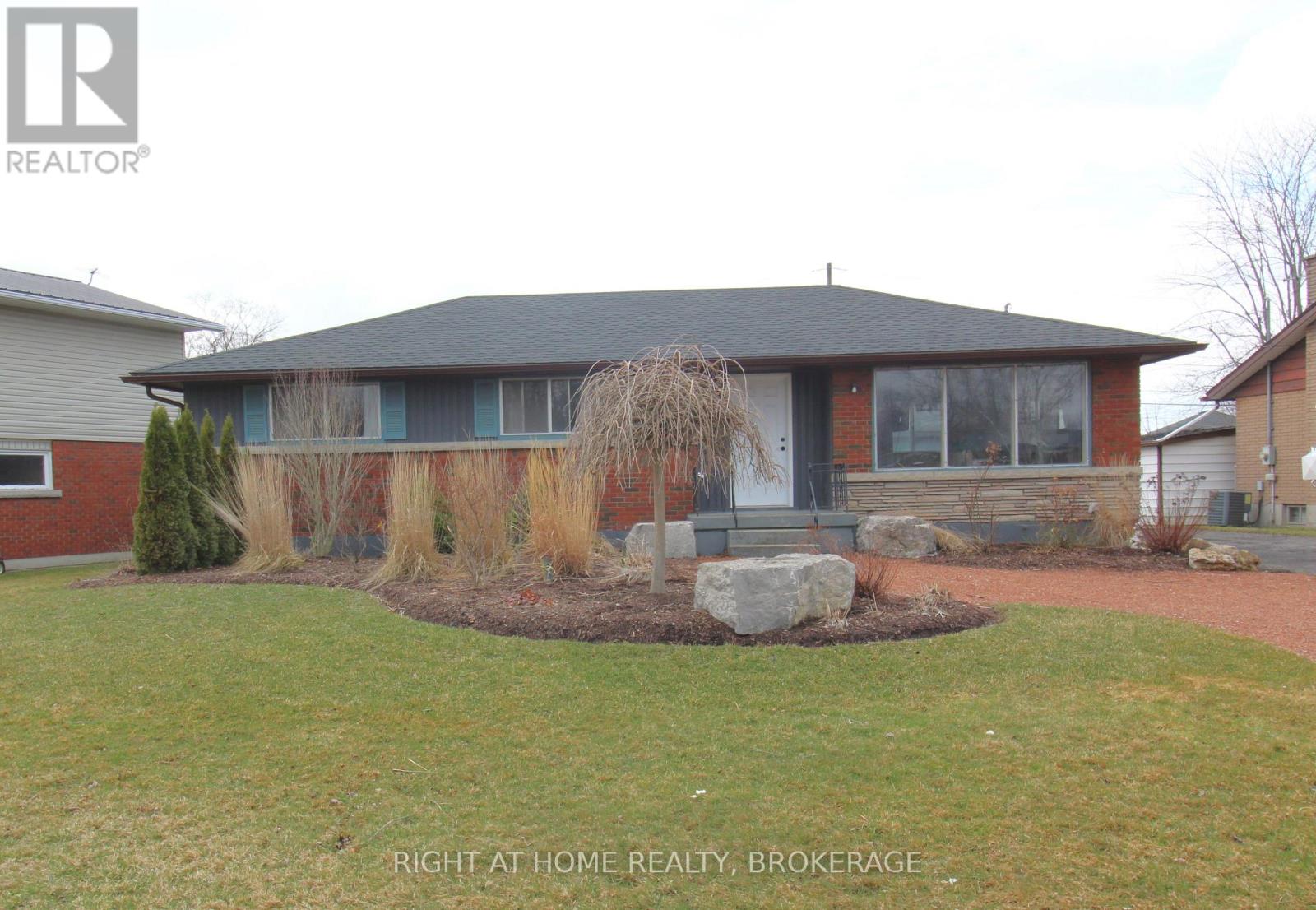 105 GLENWOOD PARKWAY
