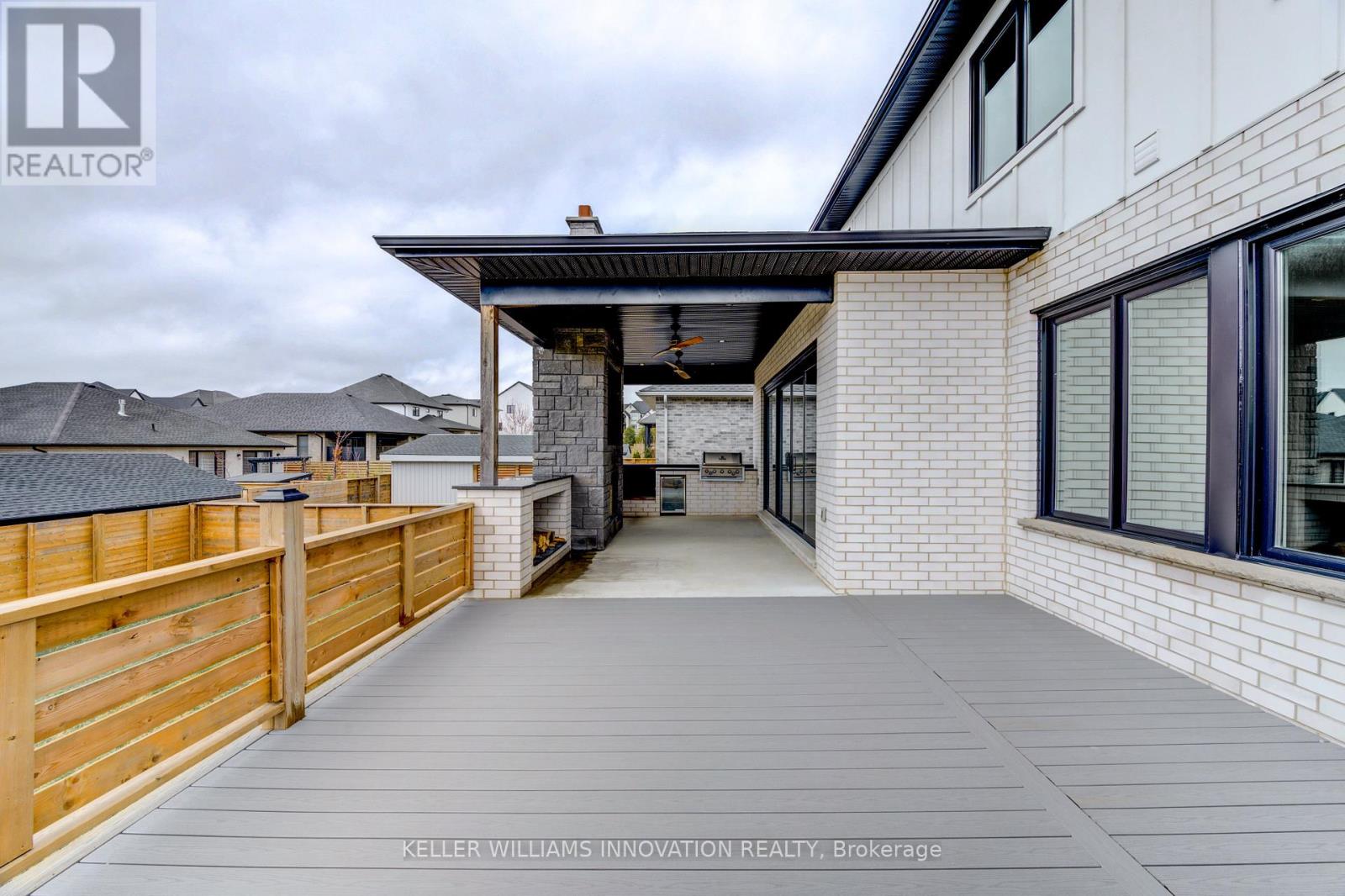 8 Edgeview Crescent W Property Photo 19