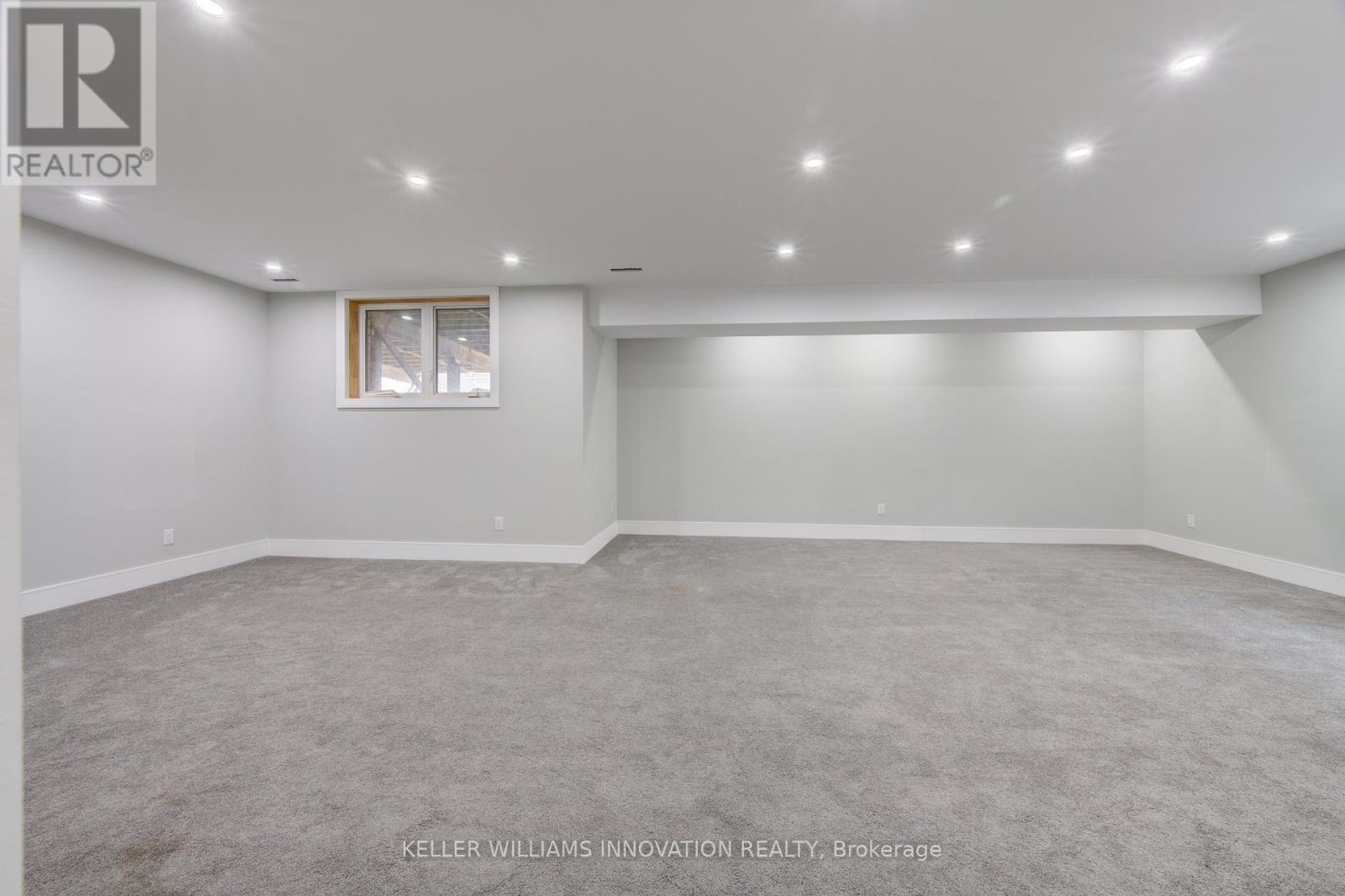 8 Edgeview Crescent W Property Photo 44