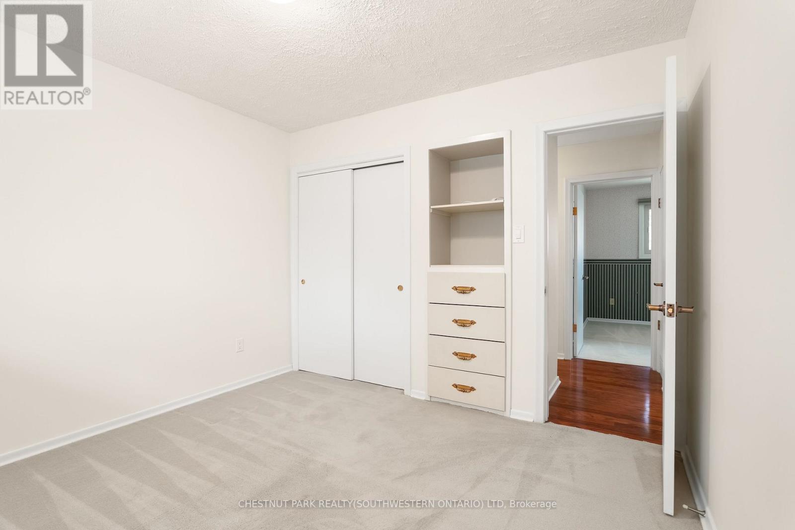 24 Grand Hill Drive Property Photo 19