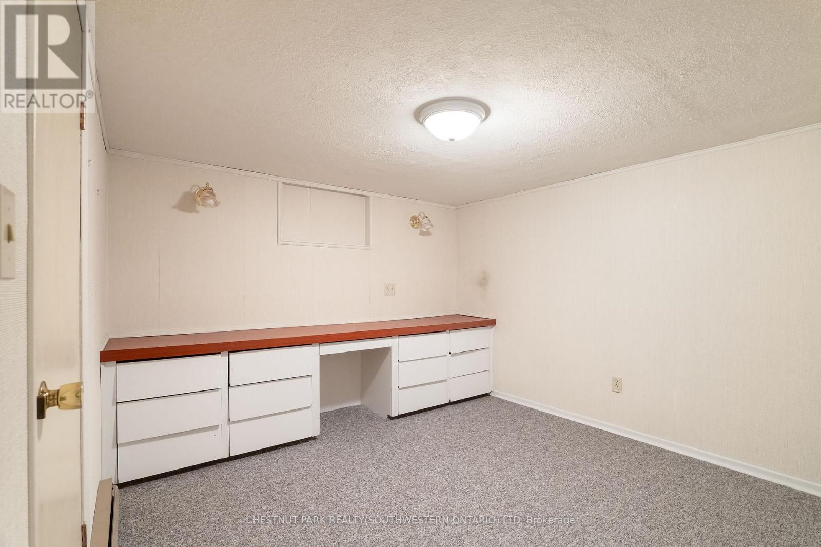 24 Grand Hill Drive Property Photo 27