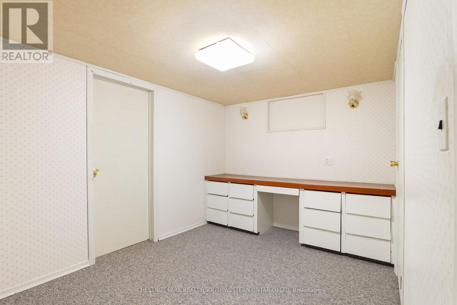 24 Grand Hill Drive Property Photo 28