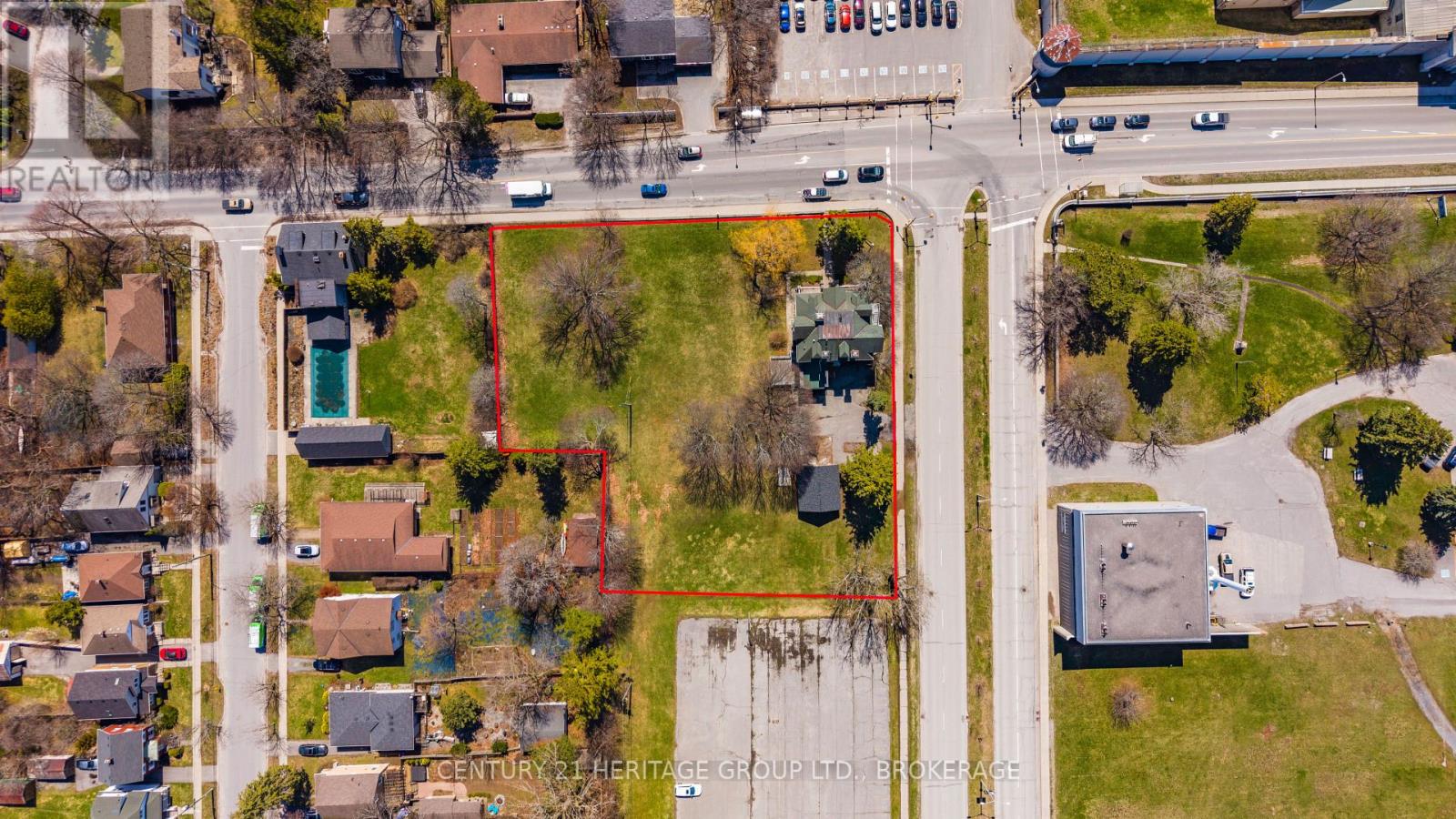 525 King Street W Property Photo 11