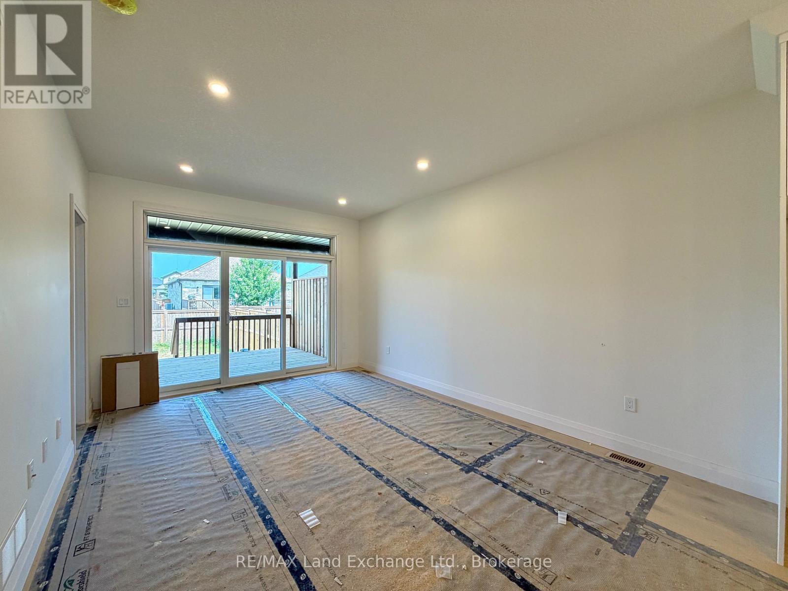 383 Rosner Drive Property Photo 4