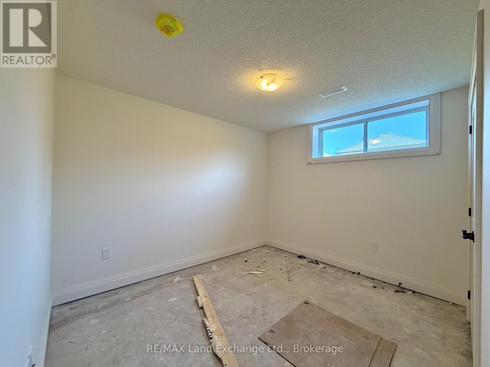383 Rosner Drive Property Photo 11