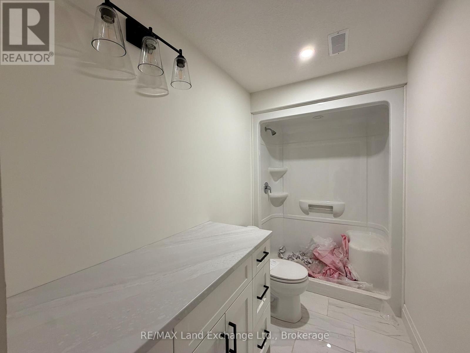 383 Rosner Drive Property Photo 12