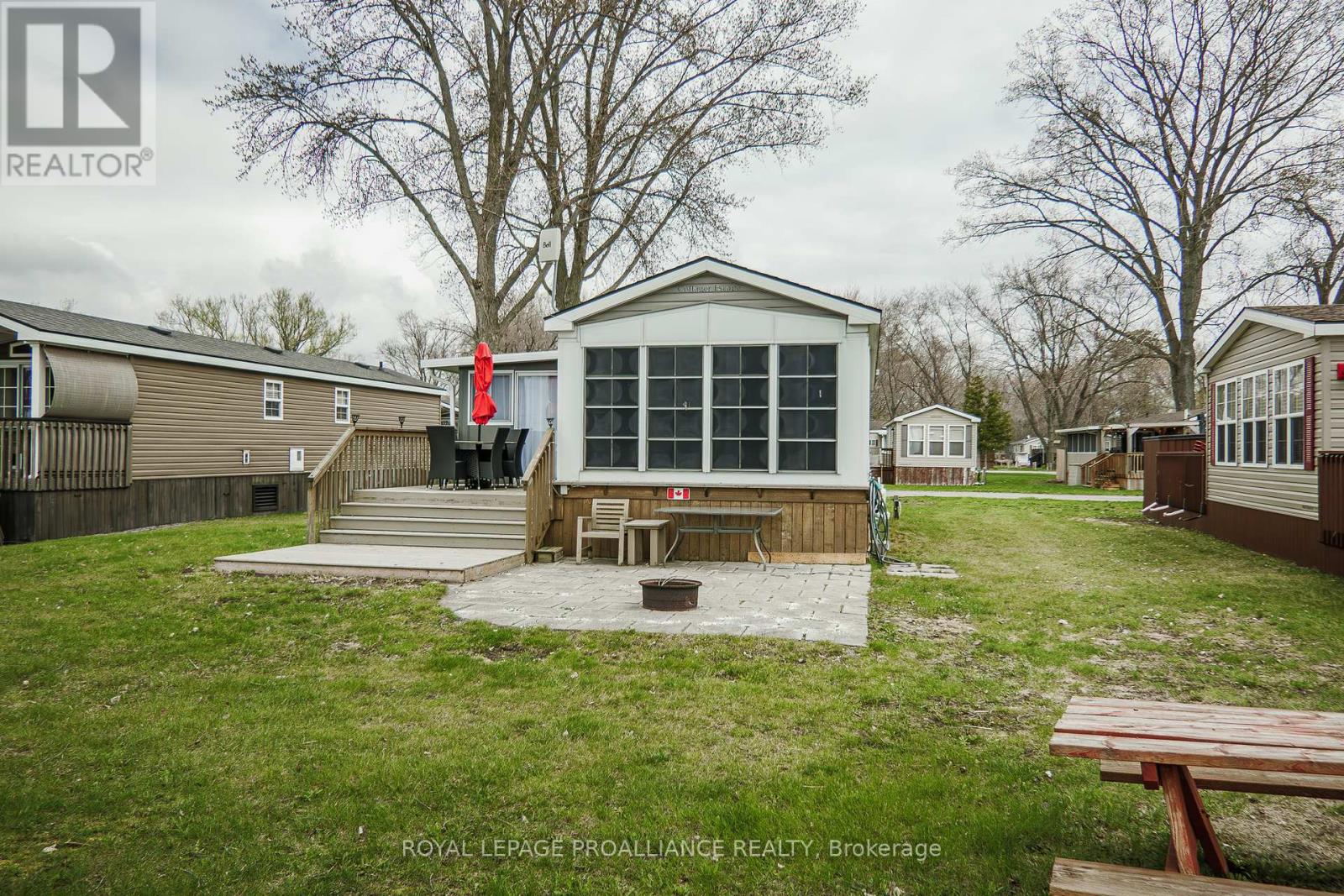 486 County Rd 18 - 19 Beachview Lane Property Photo 4