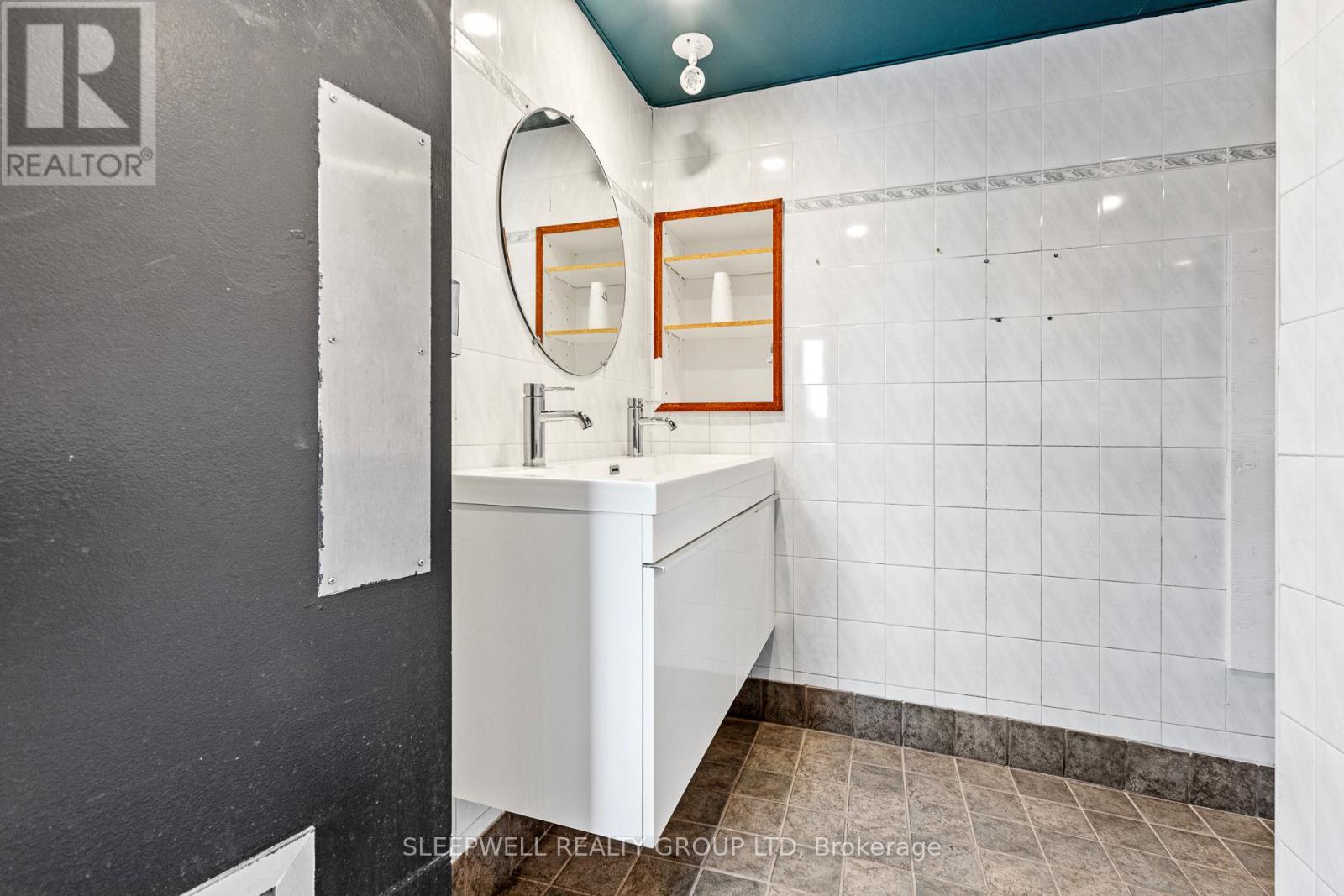221 Echo Drive Property Photo 15