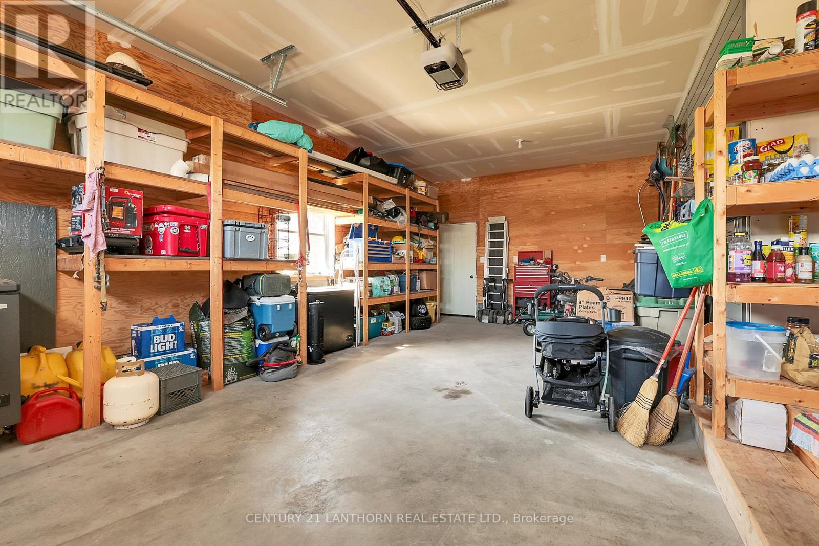 90 Seymour Street W Property Photo 31