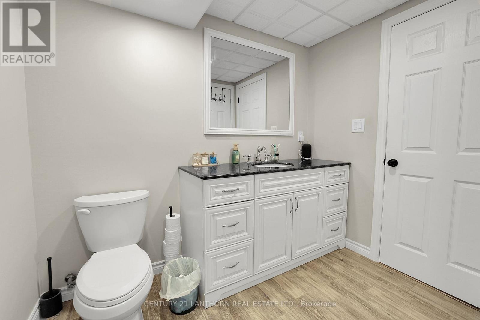 90 Seymour Street W Property Photo 42