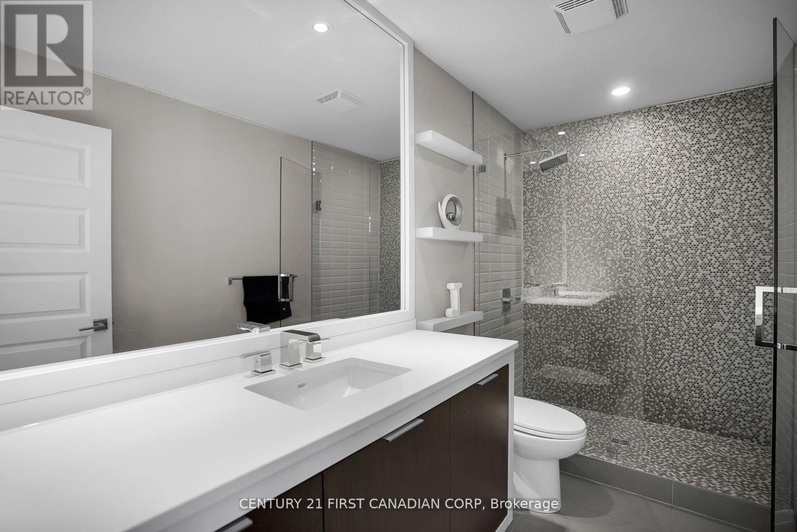 90 Pebblecreek Walk W Property Photo 37