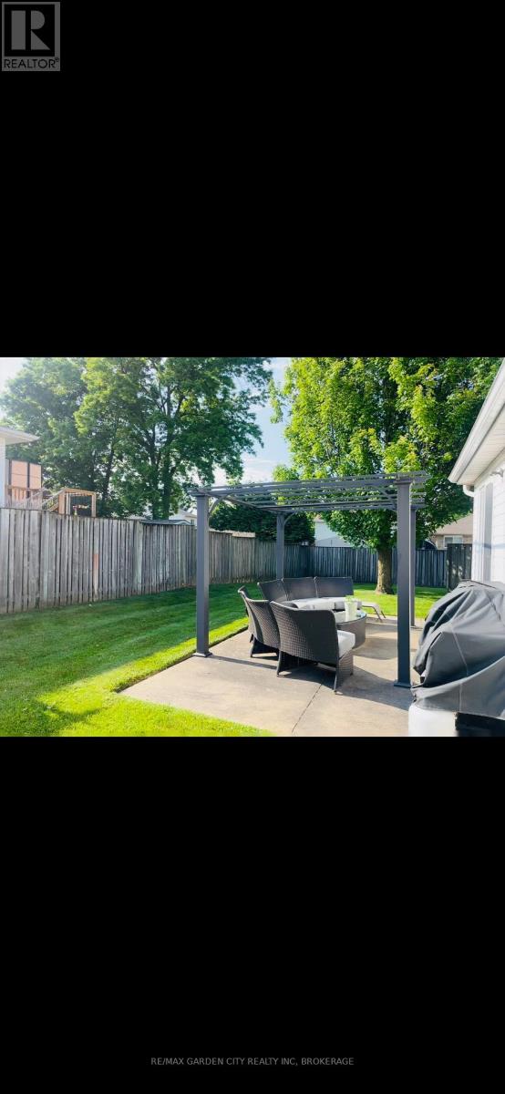 4 - 7370 Monastery Drive Property Photo 16