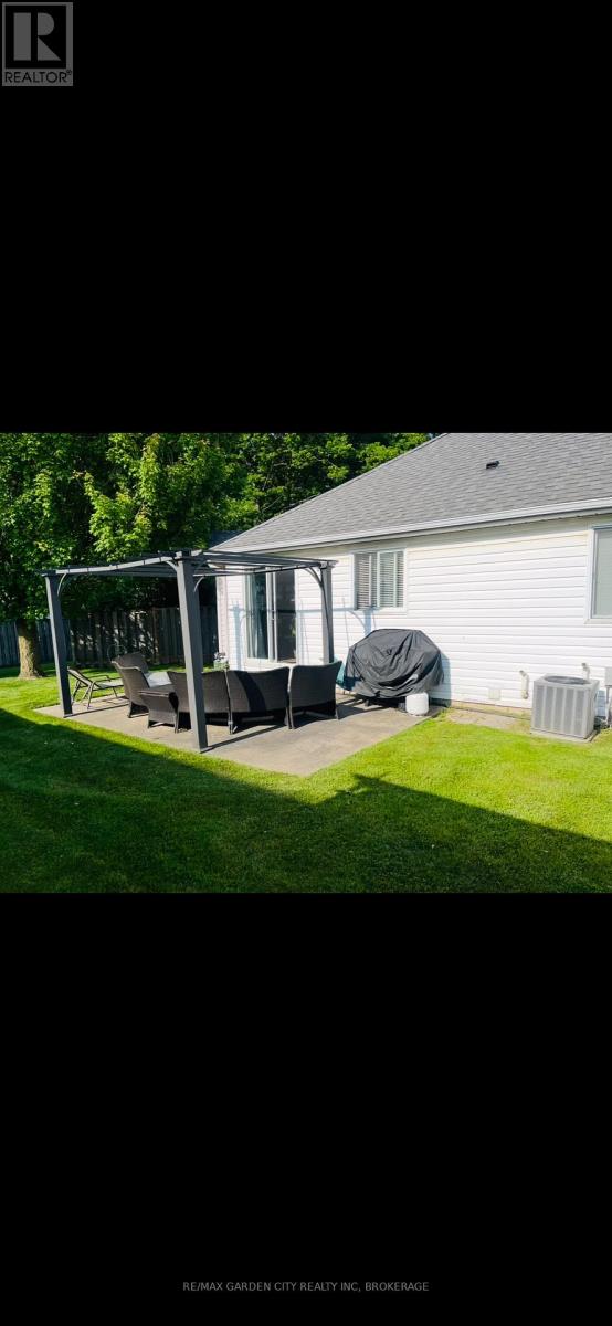 4 - 7370 Monastery Drive Property Photo 17