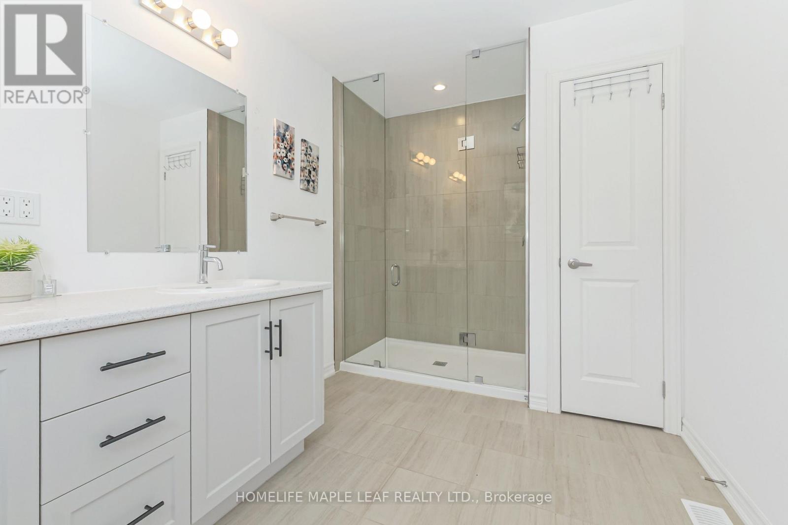 104 Delphi Court Property Photo 36