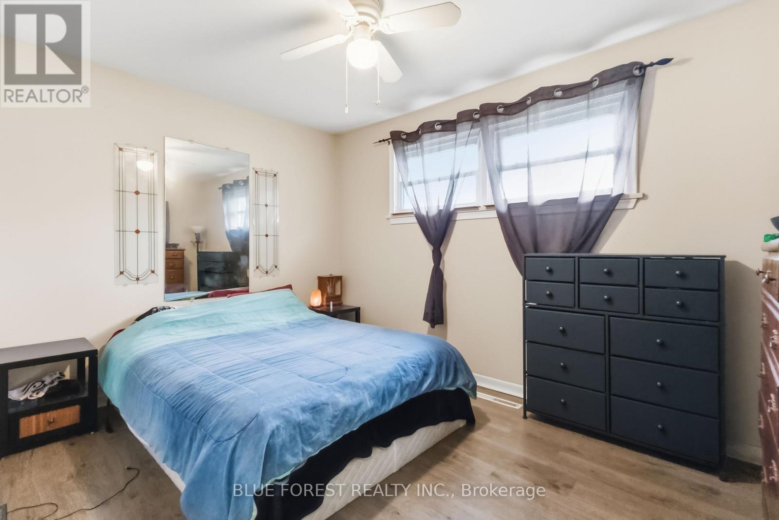 1376 Kostis Avenue Property Photo 24