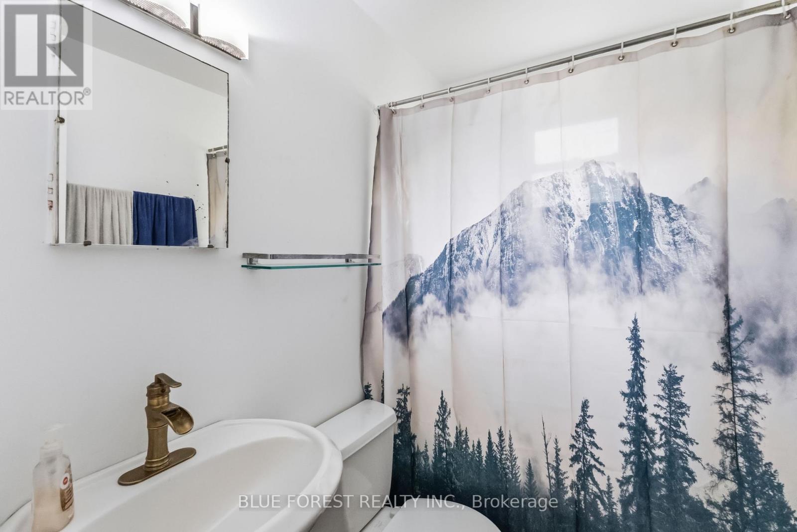 1376 Kostis Avenue Property Photo 26
