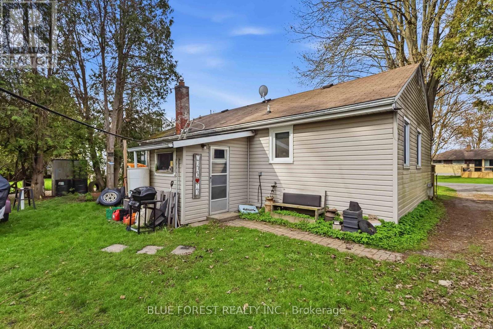 1376 Kostis Avenue Property Photo 27