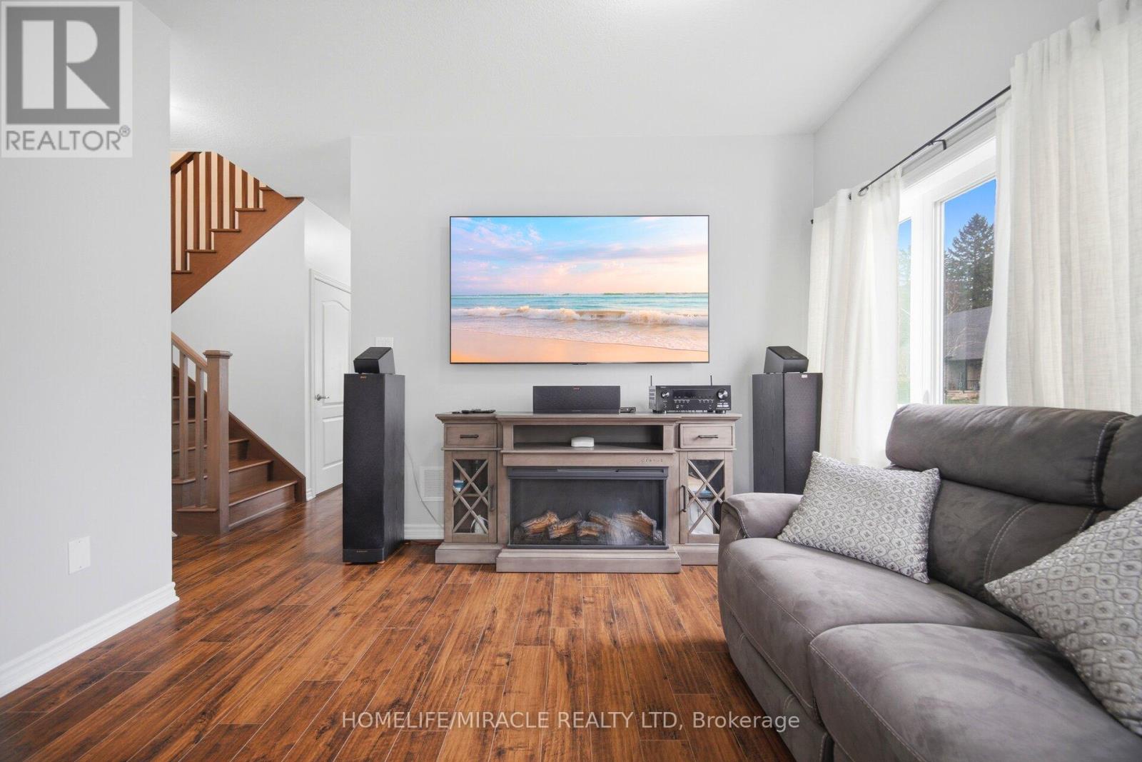 169 Berkshire Drive Property Photo 13