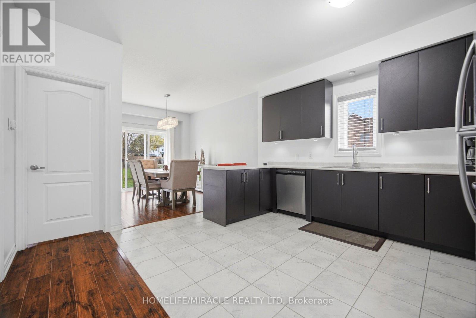 169 Berkshire Drive Property Photo 14