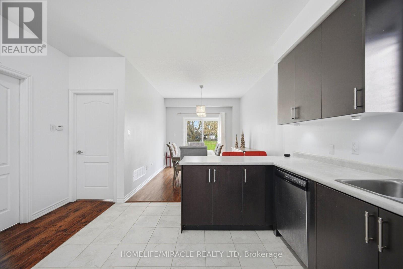 169 Berkshire Drive Property Photo 18