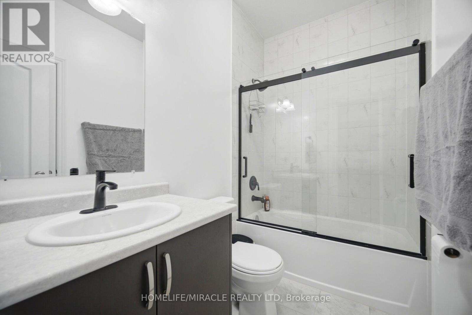 169 Berkshire Drive Property Photo 25