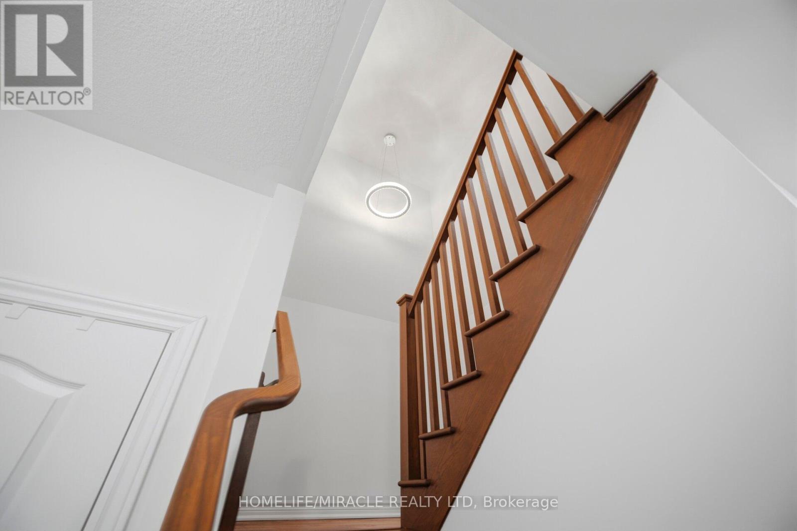 169 Berkshire Drive Property Photo 27