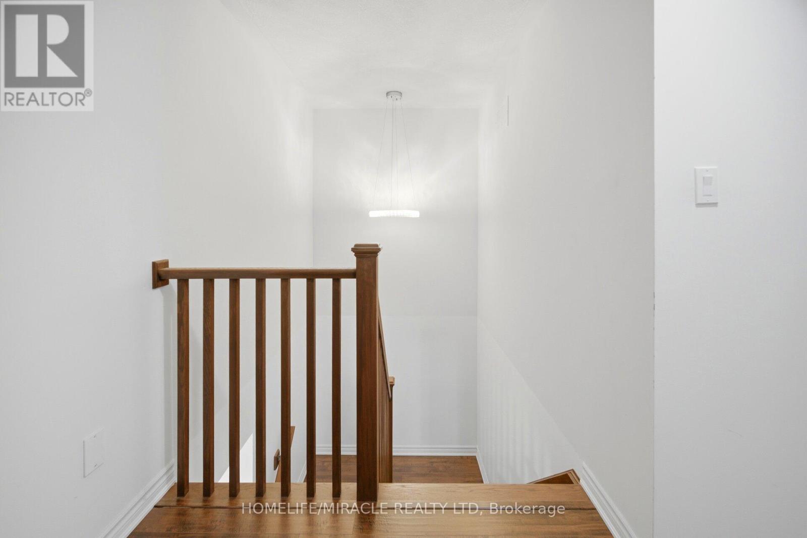 169 Berkshire Drive Property Photo 28