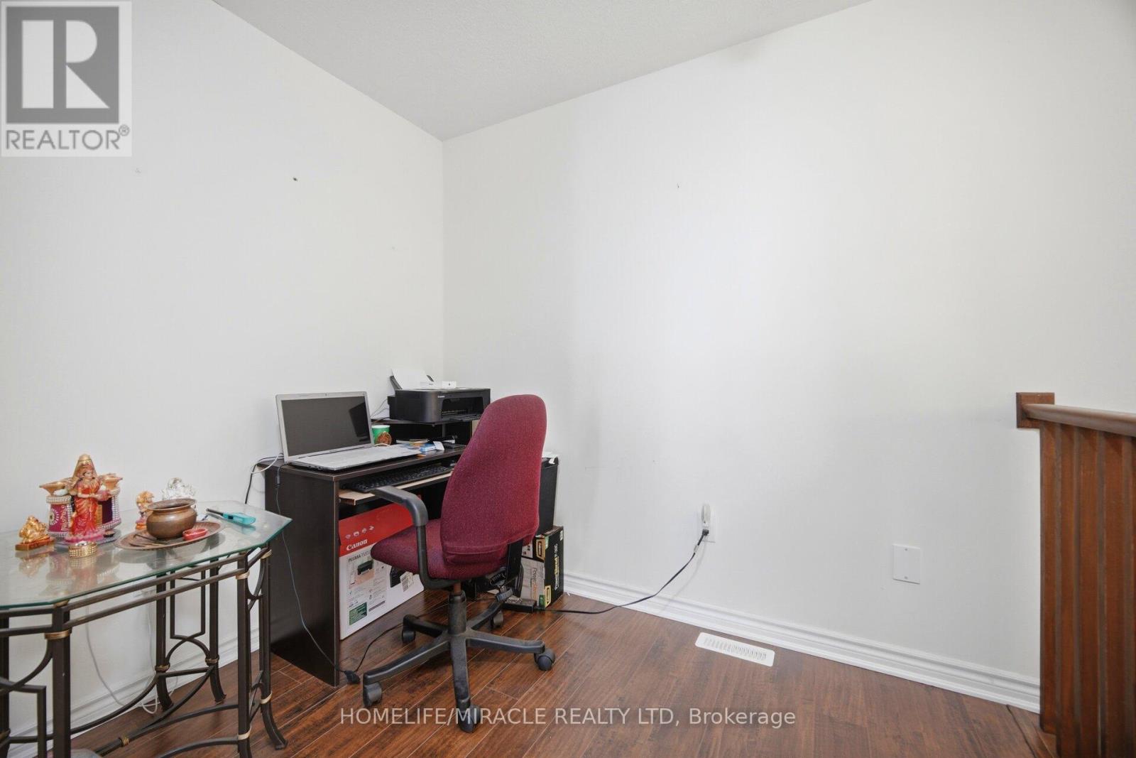 169 Berkshire Drive Property Photo 29