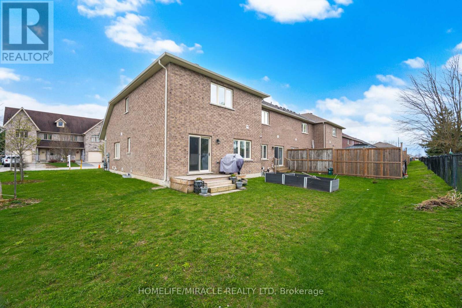 169 Berkshire Drive Property Photo 40