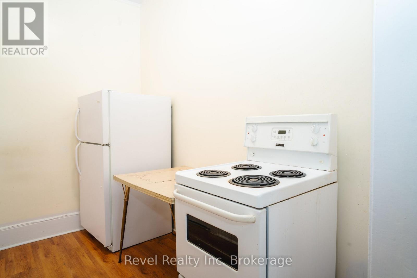 407 Ferguson Street Property Photo 19