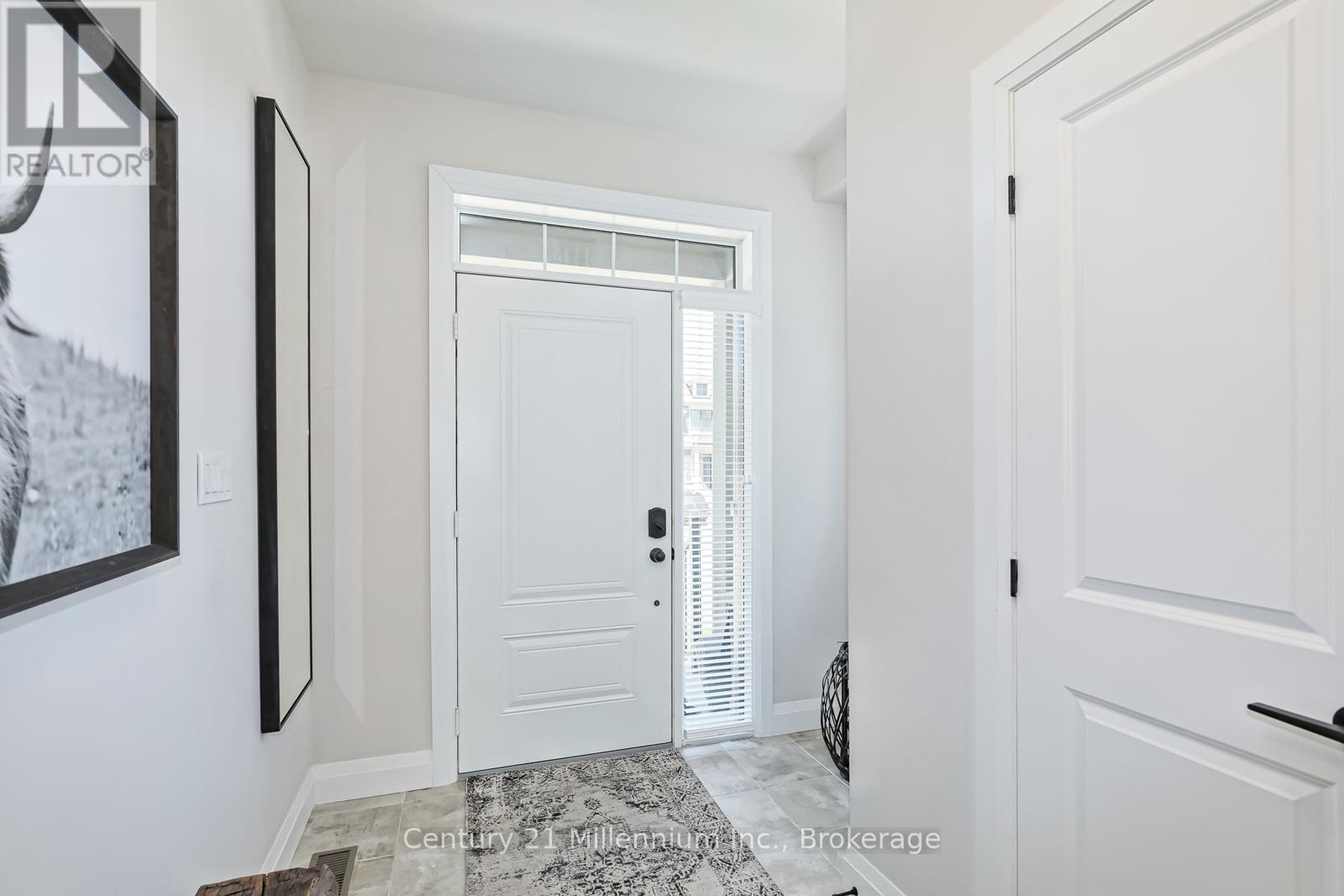 168 Yellow Birch Crescent Property Photo 4