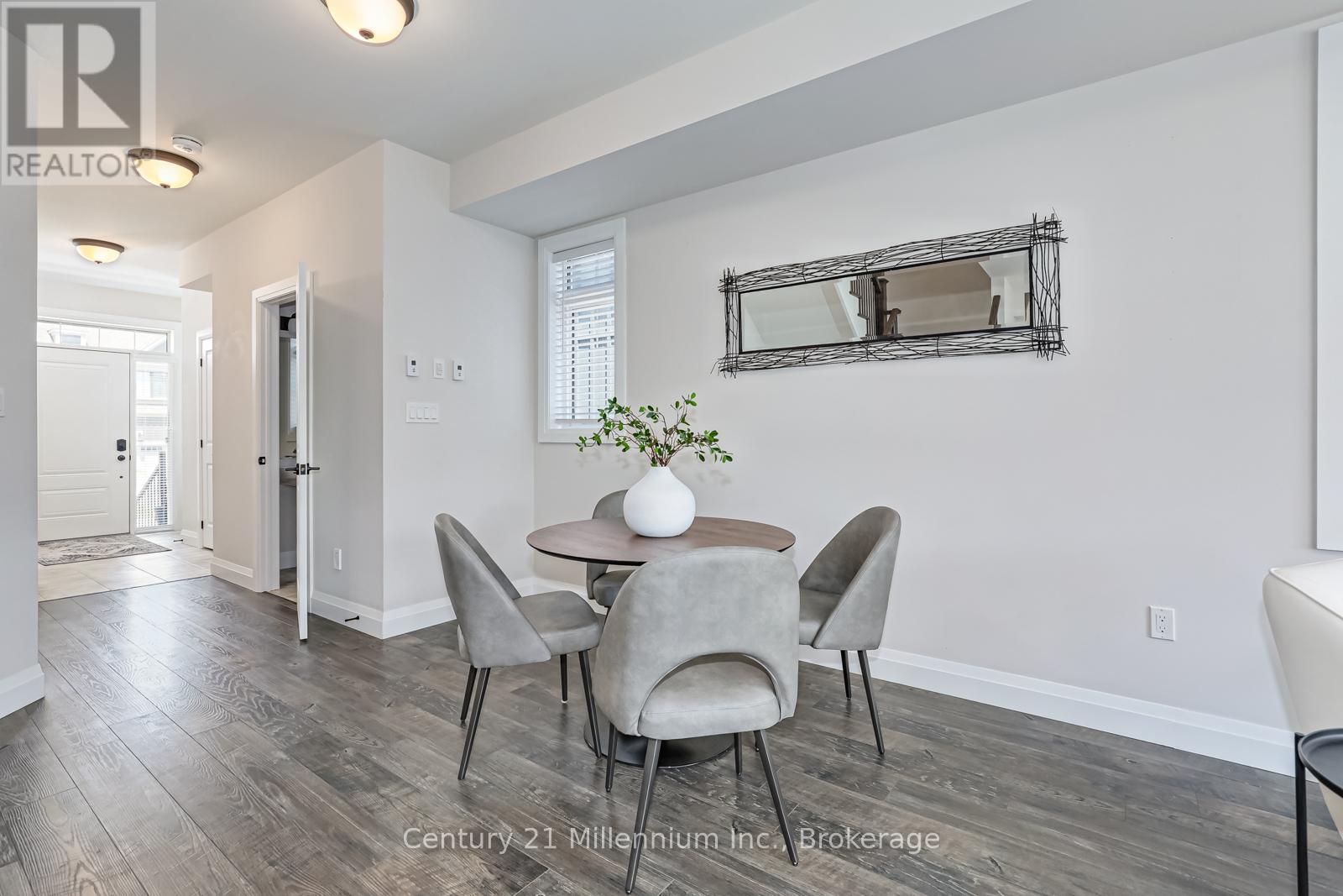 168 Yellow Birch Crescent Property Photo 8