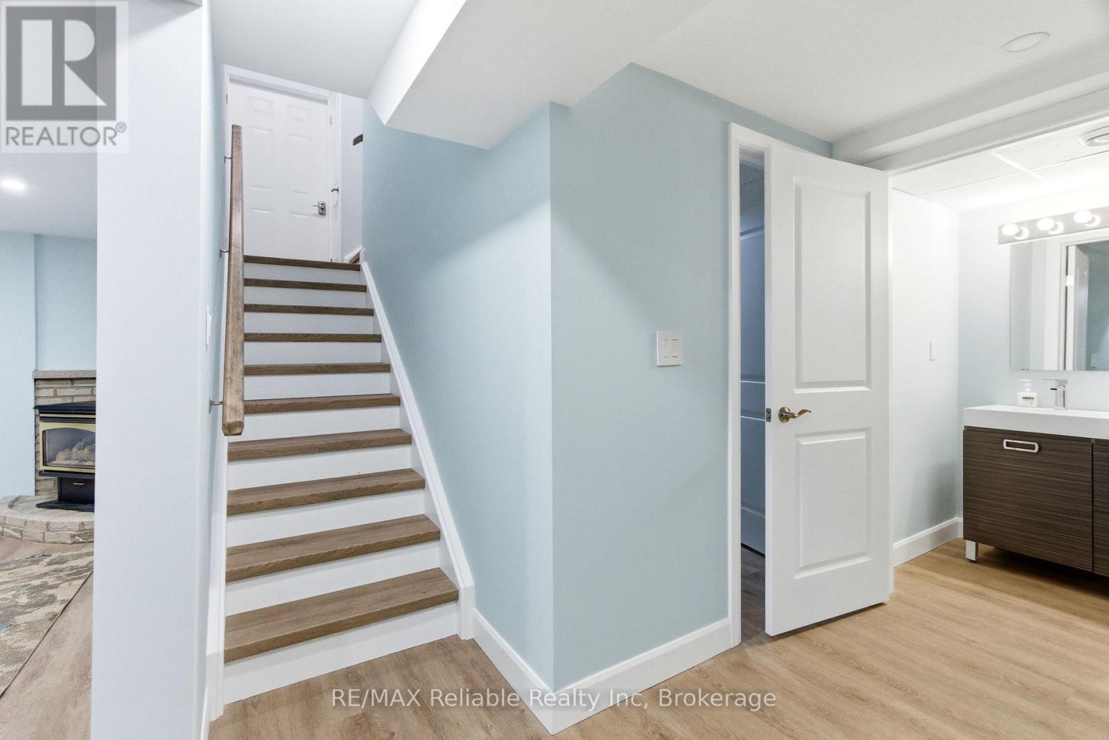 313 Krohmer Drive Property Photo 29