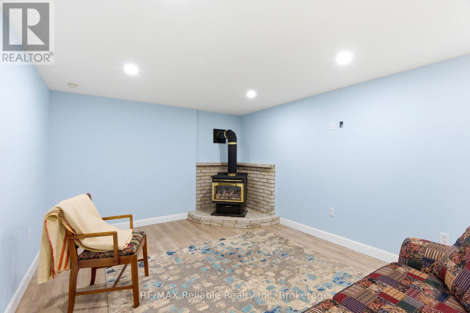 313 Krohmer Drive Property Photo 31